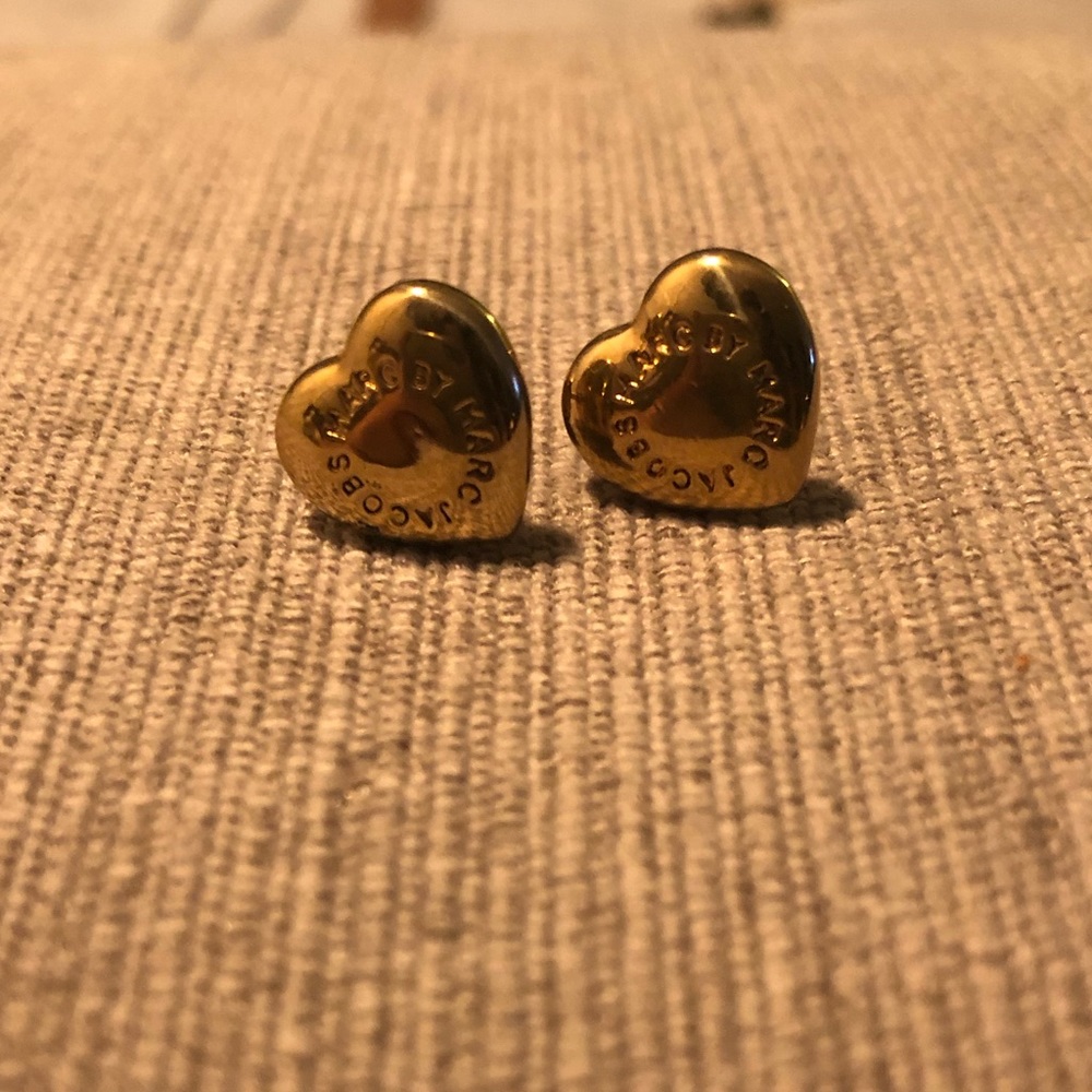Marc by Marc Jacobs heart studs